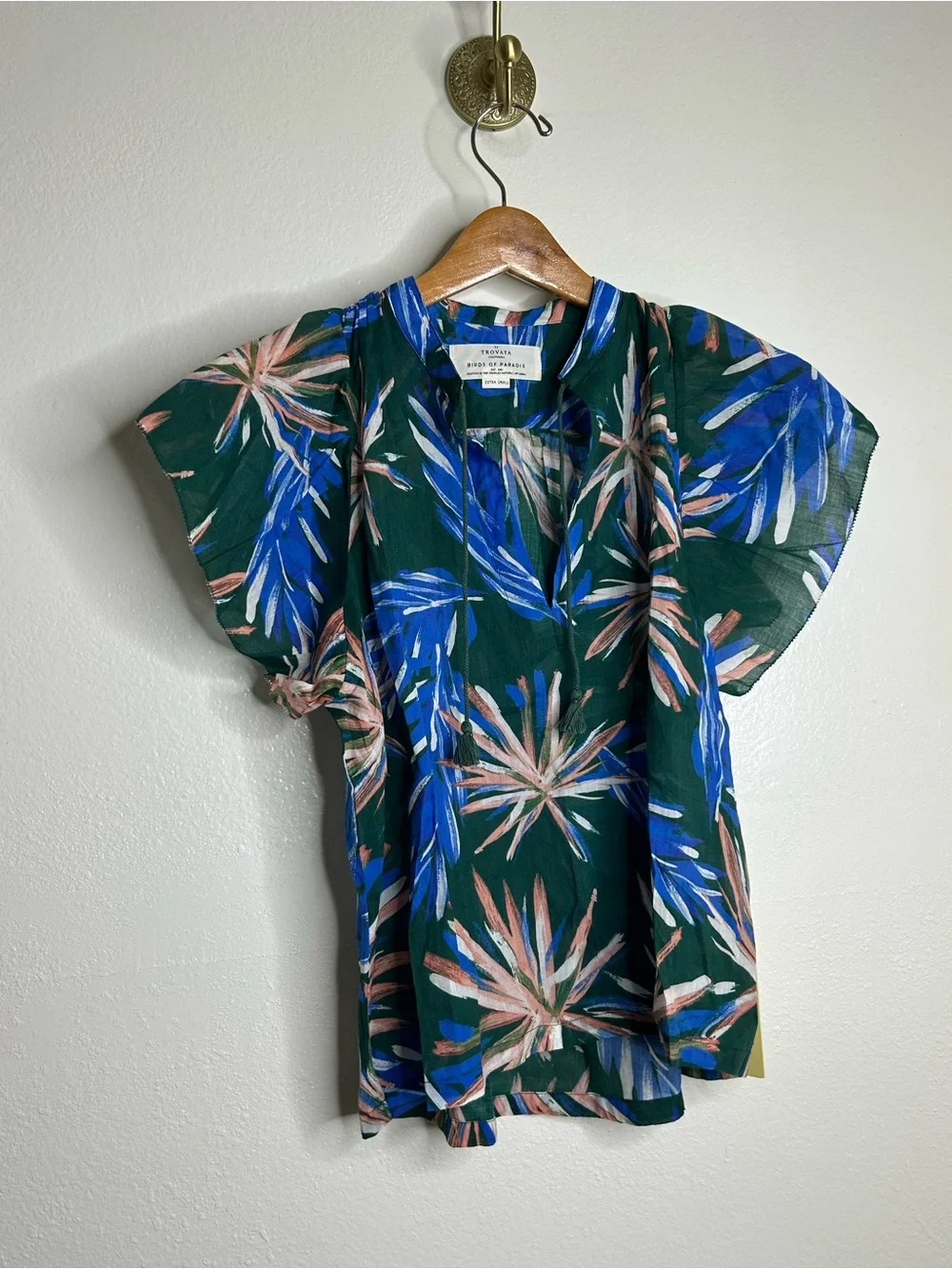 NWT Trovata Birds of Paradis Cotton Ramie Short Sleeve Lightweight Blouse Top
